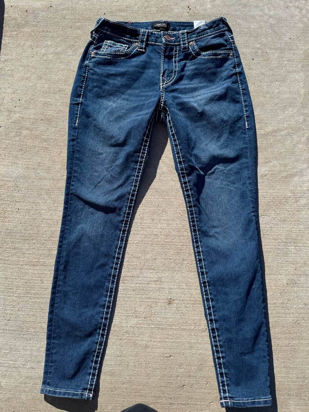 True Religion Mid Rise Super Skinny Jennie Curvy Big T MR Skinny Jeans